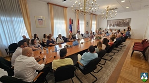 Župan Golubić i njegov zamjenik Rajn sastali se sa zaposlenicima Županije koprivničko-križevačke