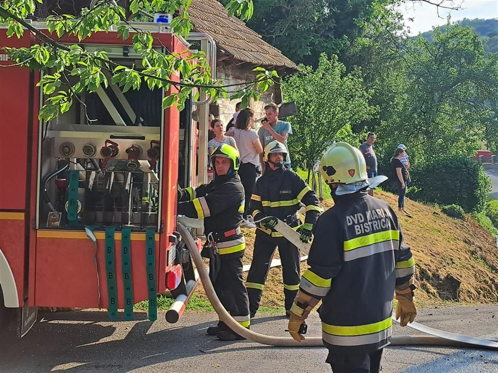 Vatrogasci u Mariji Bistrici svladali požar u radionici i dokazali svoju spremnost!