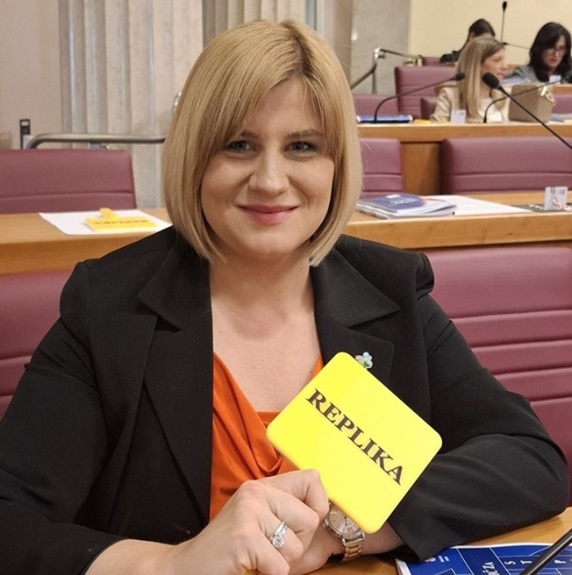Zastupnica Anita Curiš Krok (SDP): Jesu li neke općine namjerno ostavljene izvan ITU mehanizma, brdsko-planinskog, potpomognutog područja i urbane aglomeracije?