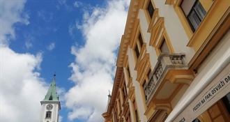 Ne zaboravite sunčane naočale i vodu – danas nas čeka žega do 33 °C!
