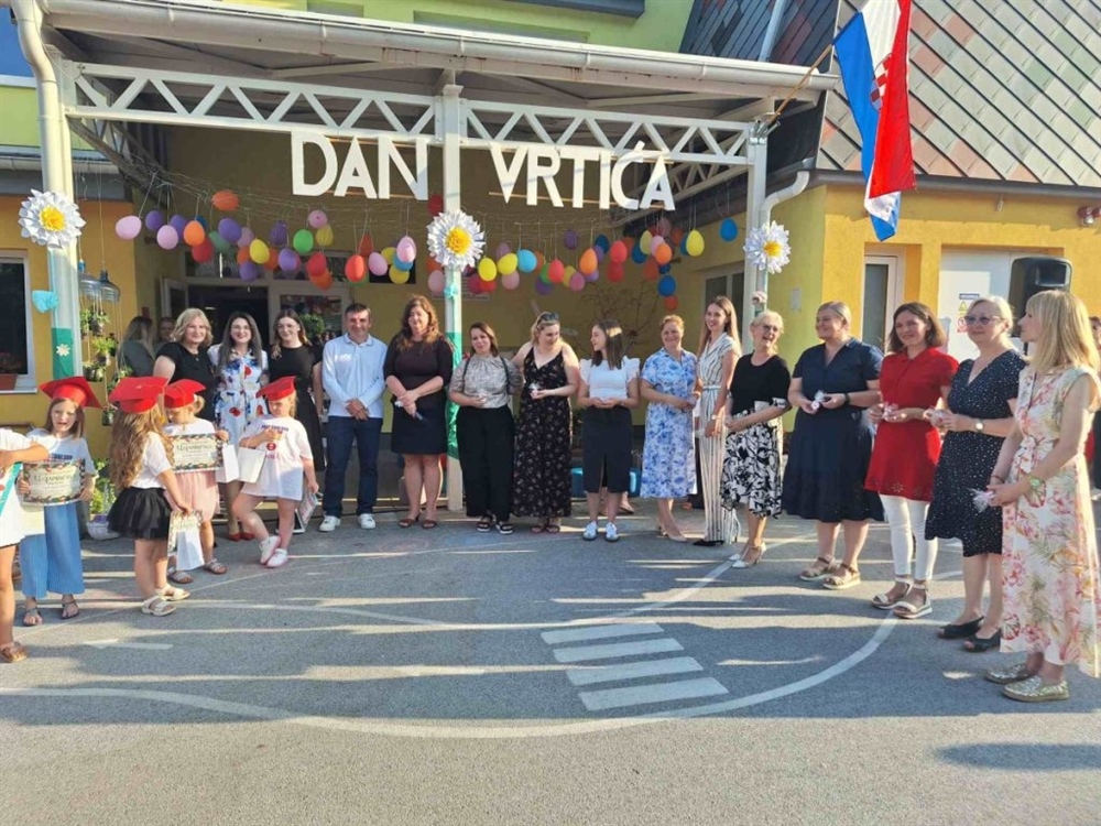 U Dječjem vrtiću „Lepoglava“ obilježen Dan vrtića, gradonačelnik Šoštarić poklonio tortu