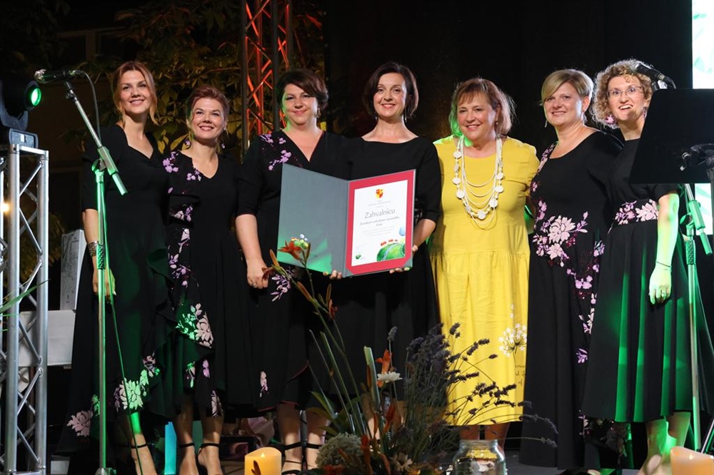 Ženski vokalni ansambl Fiola proslavio 25 godina glazbenog djelovanja svečanim koncertom u Gornjoj Stubici