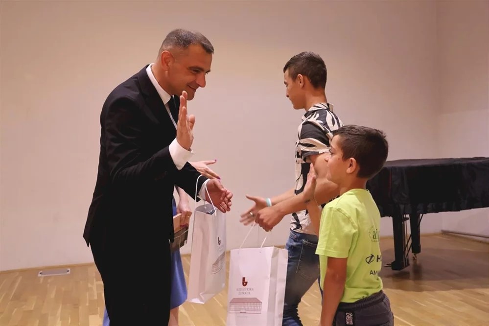 Obrazovanje u fokusu Međimurske županije - nove škole, dvorane i čak 164 stipendista