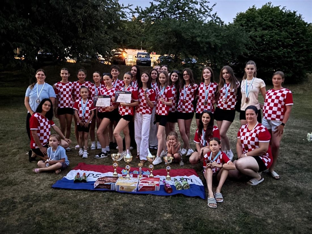 Ponos Međimurja: Svetomartinske mažoretkinje se zlatnim slovima upisale u sportsku povijest!