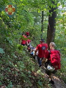 UVIJEK SPREMNI POMOĆI: Članovi zagorskog HGSS-a spasili ozlijeđenog planinara na Strahinjčici