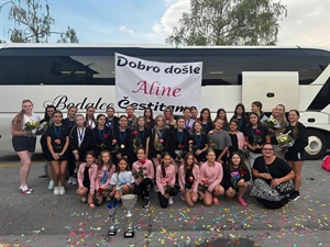 Doma se vratile europske prvakinje, Mačanske mažoretkinje Alina – evo kako su ih dočekali Mačanci