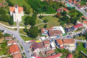 Totalni kolaps u "Hvatskom Kuvajtu": vrtić poskupio za više od 100 posto, kasne plaće i stipendije, oporba bojkotira rad Općine