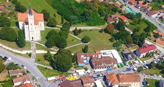 Totalni kolaps u "Hvatskom Kuvajtu": vrtić poskupio za više od 100 posto, kasne plaće i stipendije, oporba bojkotira rad Općine