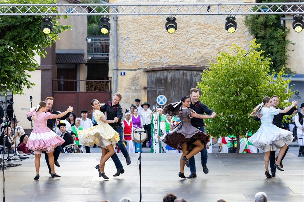 Festival COFA oduševio i publiku u Varaždinskim Toplicama, središnjim trgom odzvanjao je pljesak