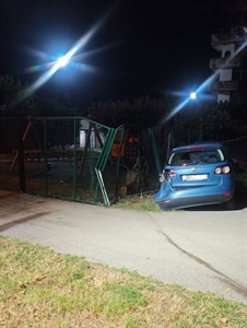 Neobična intervencija: Auto udario u vatrogasnu postaju – "Reagirali smo odmah"