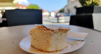 Brze i lagane jogurt kremšnite – ljetni desert koji ćete obožavati!