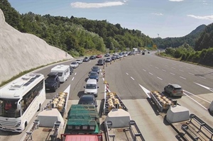 Velike gužve u smjeru mora i unutrašnjosti: Kolona kod Trakošćana duga 4 kilometra