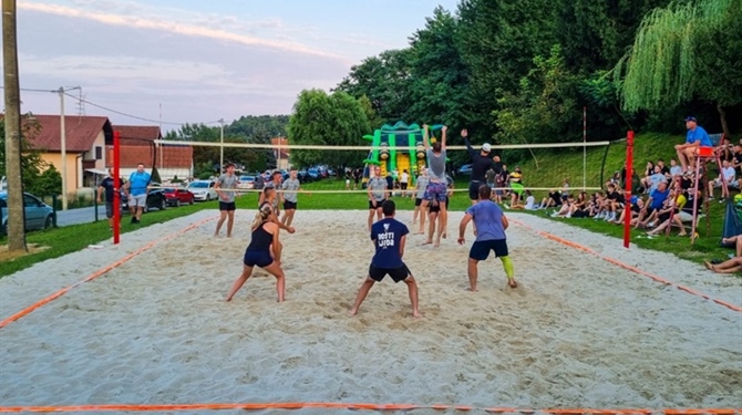 Sportska subota u Kumrovcu: Turnir u odbojci na pijesku koji se ne propušta!