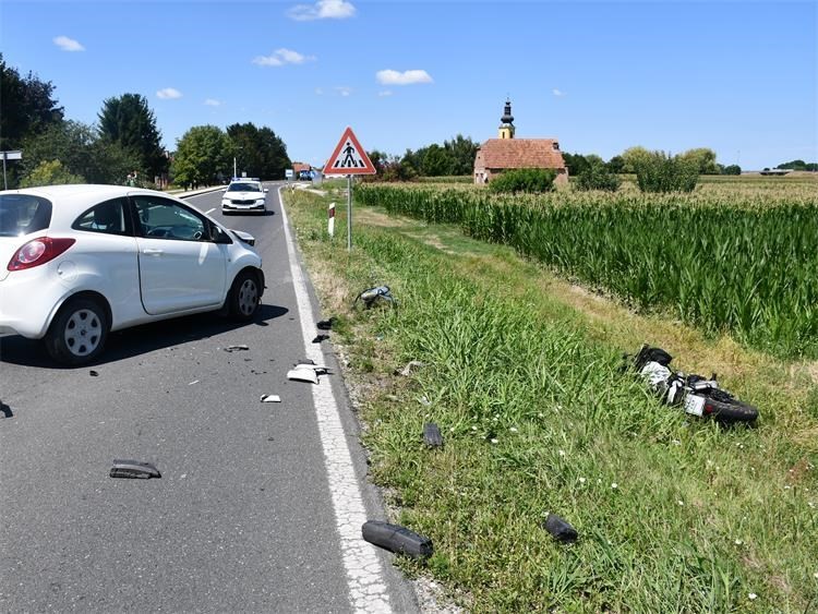 Nesreća u Svetom Križu: Vozačica oduzela prednost – u nesreći ozlijeđen 56-godišnji motociklist