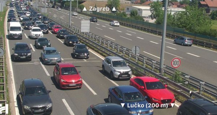 Zastoji i prometne: Kolona na Trakošćanu i Lučkom, između odmorišta Lepa Bukva i čvora Krapina nesreća – vozi se usporeno