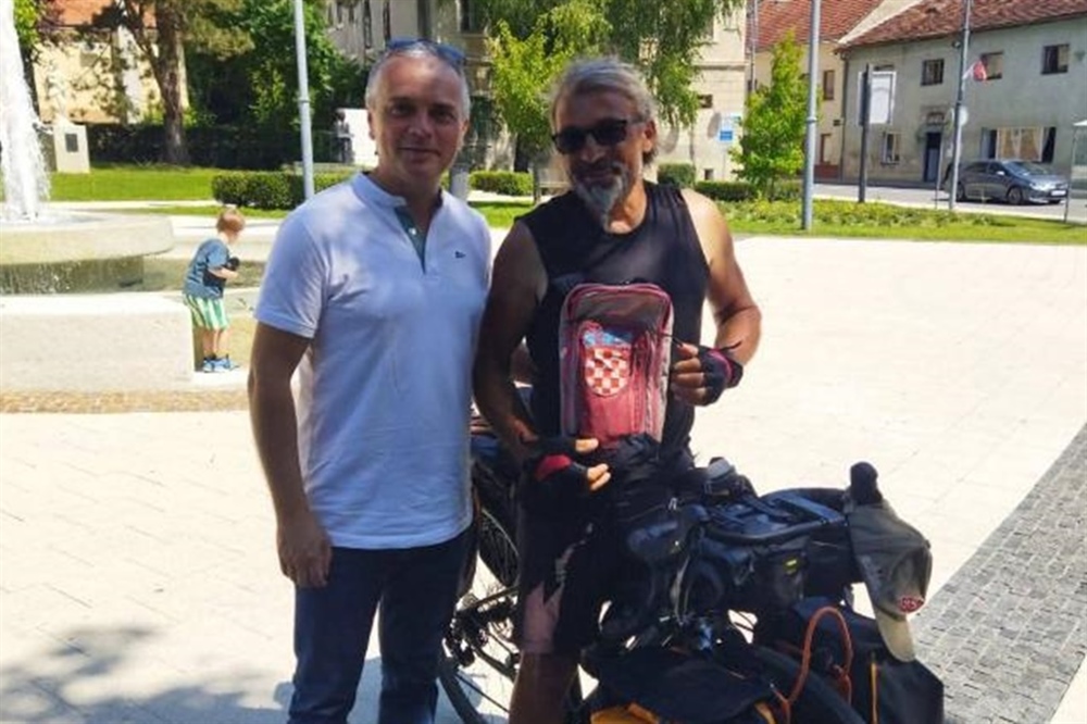 Nakon 7.000 kilometara biciklom - Ivan Benc stigao kući u Pregradu!