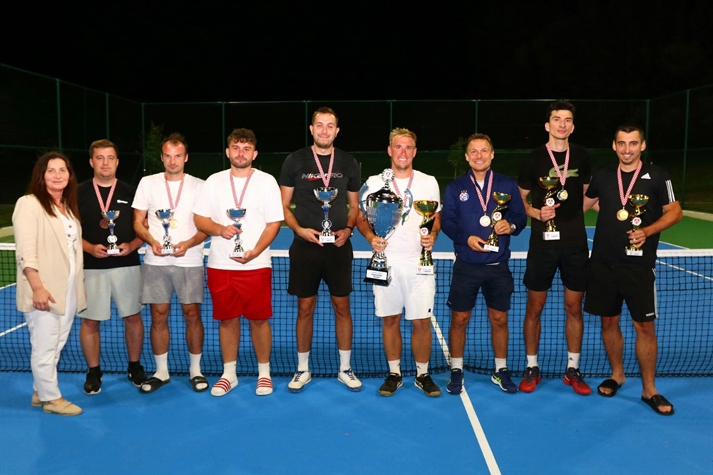 Tenis u Loboru piše novu priču: Održan prvi Janinski turnir, uz dobar tenis i odličnu posjećenost