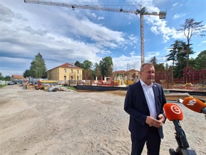 Nova zgrada Zavoda za javno zdravstvo Varaždinske županije niče prema planu, useljenje početkom 2027.
