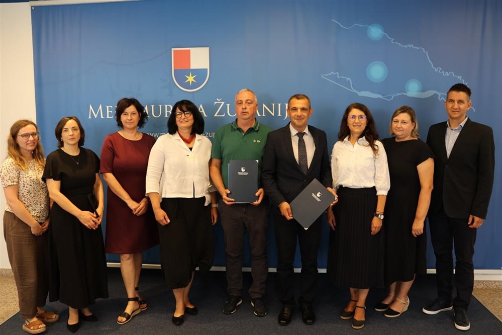 Međimurska županija nastavlja ulaganja – potpisan ugovor za dogradnju Gimnazije Josipa Slavenskog Čakovec i gradnju nove sportske dvorane u Čakovcu
