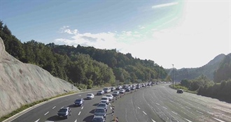 HAK upozorava na velike gužve: kolone kod Trakošćana i na ulazu u Zagreb