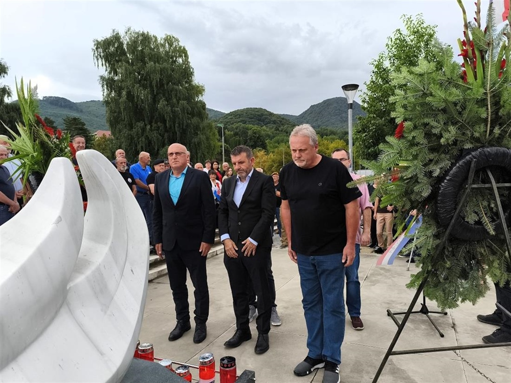 Lepoglava odala počast herojima - gradonačelnik Šoštarić: Prije 30 godina ispisane su najsvjetlije stranice hrvatske povijesti!