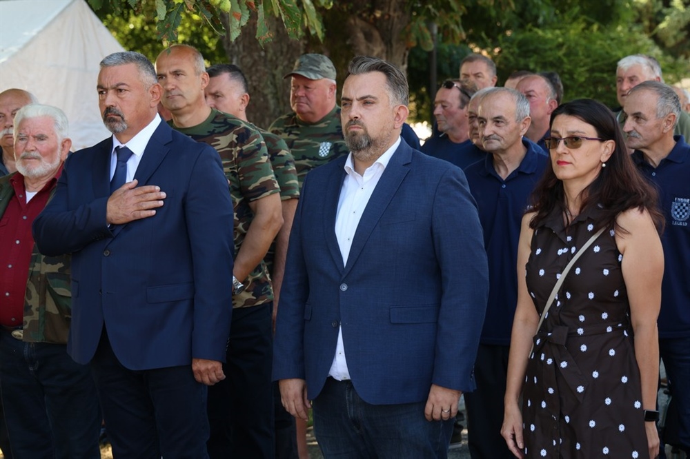 Koprivničko-križevačka županija: Otkrivanjem spomenika u Legradu obilježen Dan pobjede