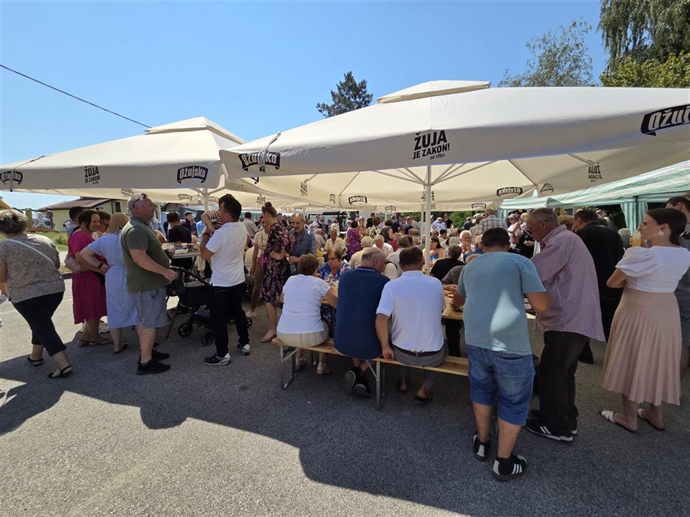 Proslavljeno Lovreče u Lovrečanu – nedjelja ispunjena smijehom i druženjem
