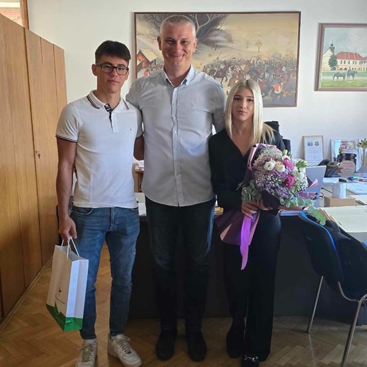 Gradonačelnik Donje Stubice održao prijem za svjetske medaljaše iz Savate kluba Stubica