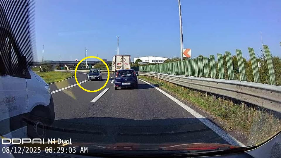 Opasna vožnja u suprotnom smjeru na A1 kod Karlovca: kombi jedva izbjegao frontalni sudar