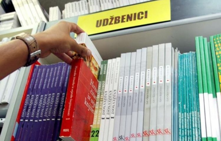 Općina Marija Bistrica osigurala besplatne radne bilježnice i nastavni materijal za sve osnovnoškolce