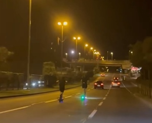 Split: Romobilisti jure ulicom brzinom preko 70 km/h, građani bijesni