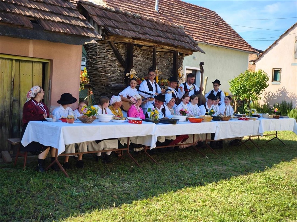Starinski recepti i bogata baština Jalžabeta u popularnom serijalu "Babičini recepti"