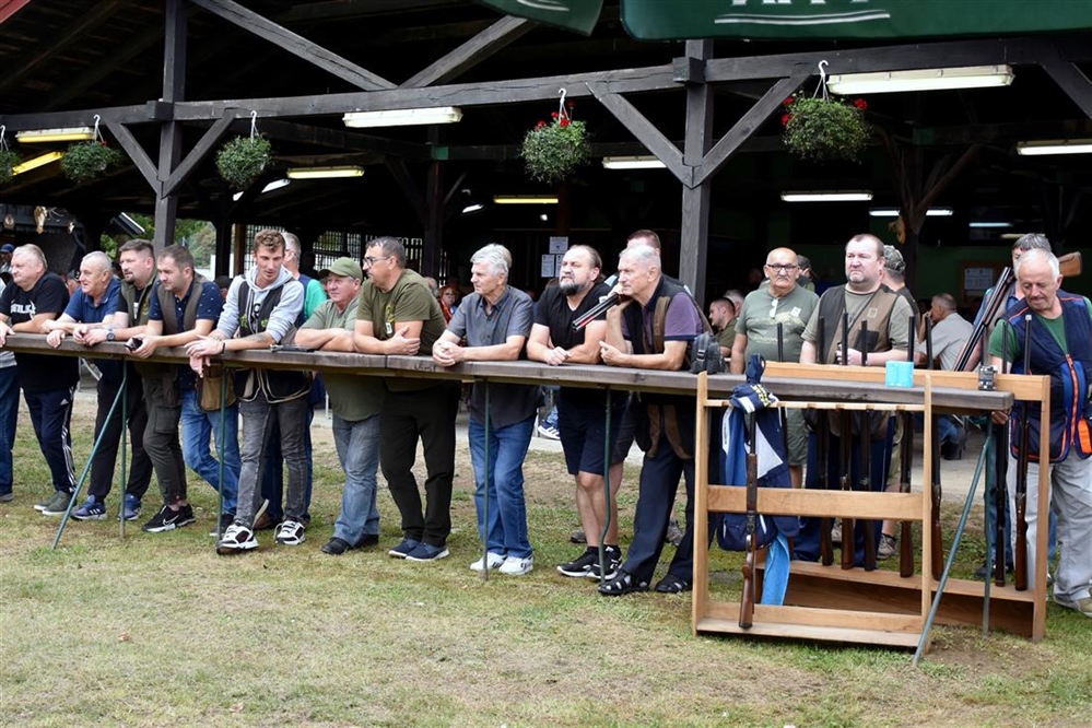 Održano tradicionalno gađanje glinenih golubova u Ludbregu – druženje, sport i lovački specijaliteti