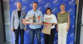 Nakon 40 godina rada u SŠ Krapina ravnatelj Rozijan odlazi u mirovinu: na Aktivu ravnateljica i ravnatelja zahvalio mu i župan Kolar