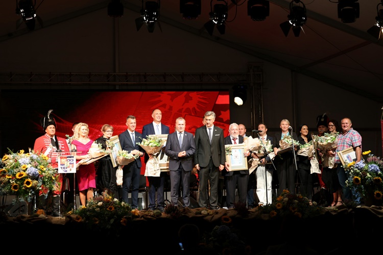 U Visokom održana svečana sjednica Županijske skupštine Varaždinske županije: Dodijeljena priznanja župana Stričaka