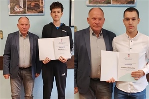 Načelnik Odak primio državnog prvaka iz geografije Dorijana Jakuša i najboljeg prevoditelja Hrvatske Dominika Mihaljinca