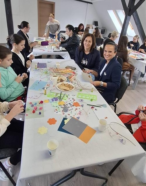 Kumrovec domaćin 23. Likovne kolonije: Tradicija ispričana kroz quilling tehniku