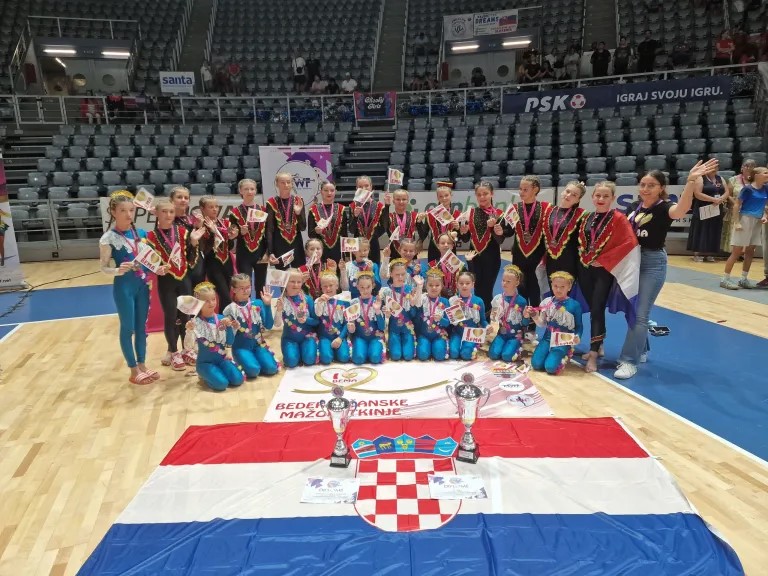 Sjajan uspjeh - Bedekovčanske mažoretkinje viceprvakinje svijeta!