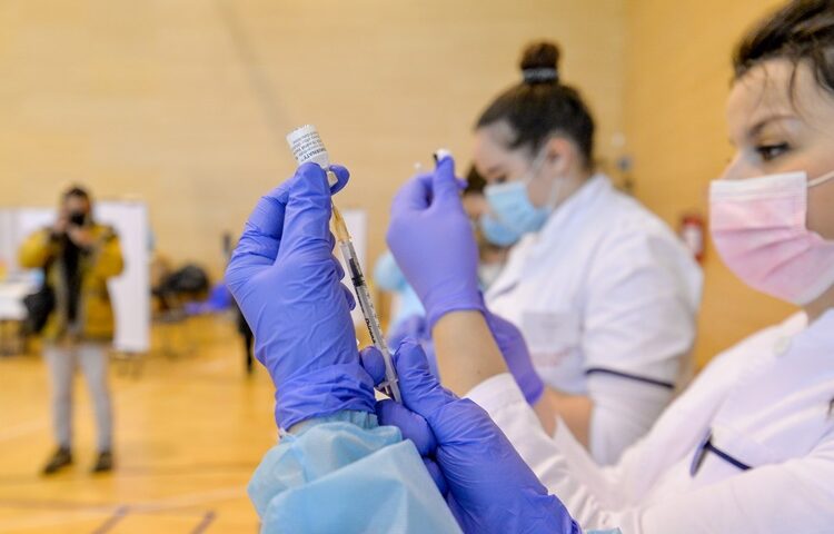 Počinje cijepljenje protiv gripe – što je važno znati o cjepivu i za koga je besplatno