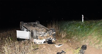 Pijan izletio s ceste i završio na krovu – uhićen je i dobit će kaznu
