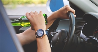 Neodgovorni vozač: pijan i na mobitelu udario drugo vozilo, čeka ga paprena kazna