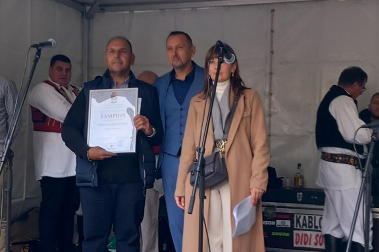 Na državnom ocjenjivanju zimnice, proizvođači iz Varaždinske županije ostvarili veliki uspjeh, čestitao im župan Stričak