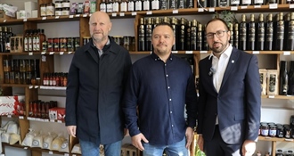 Zagorje u Zagrebu: Župan Kolar i gradonačelnik Tomašević posjetili trgovinu "Štacun Zagorci"