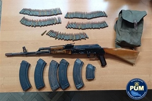 Pravi primjer za sve: Građanin u Štrukovcu dragovoljno predao oružje i streljivo