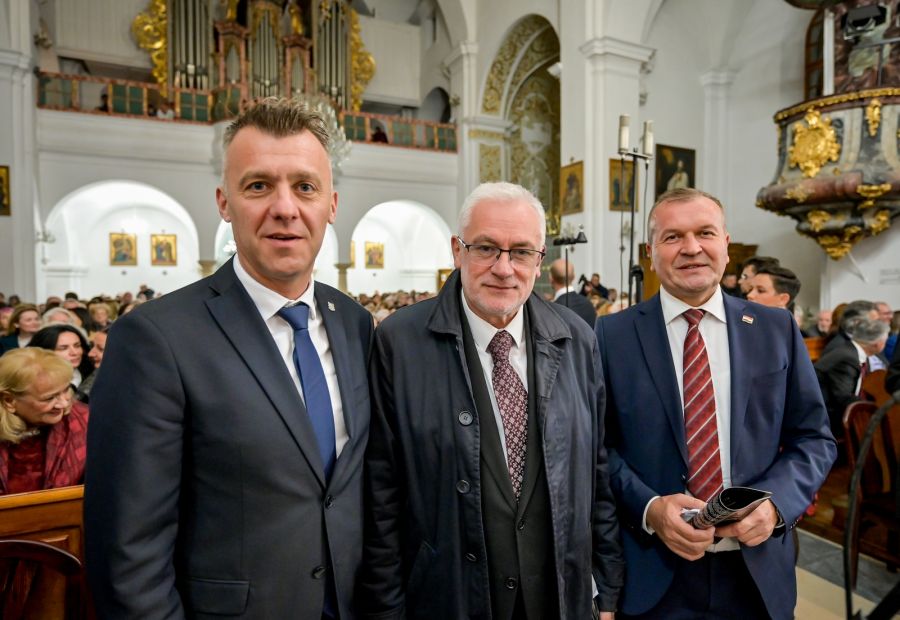 Uz 1100. obljetnicu Hrvatskoga Kraljevstva, u varaždinskoj katedrali izveden Bobićev oratorij „Kralj Tomislav“
