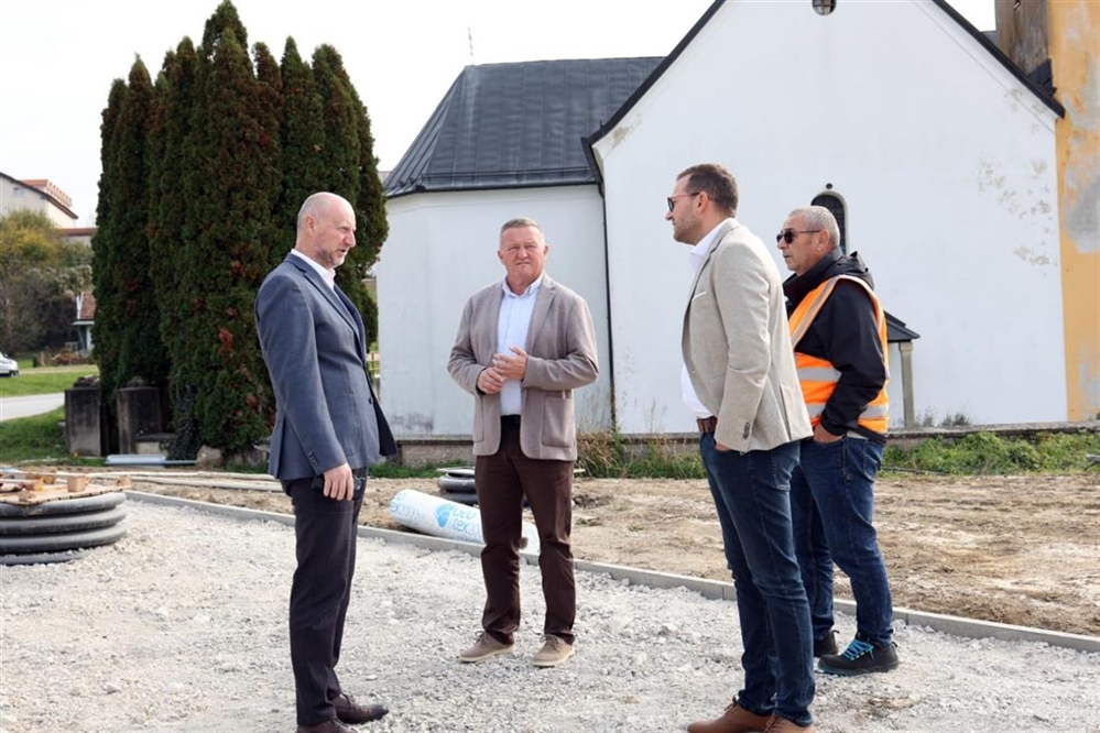 Nekada nepregledno raskrižje, uskoro moderan rotor – Radoboj dobiva sigurniji ulaz u središte mjesta