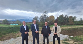 Župan Stričak obišao novoizgrađeni lateralni kanal Greda: Nije velika investicija, ali je iznimno značajna za ovaj kraj