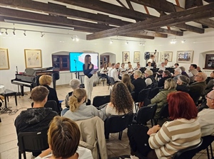 Književna večer “Pinklec rieči“ u svetokriškoj Žitnici okupila zaljubljenike u poeziju