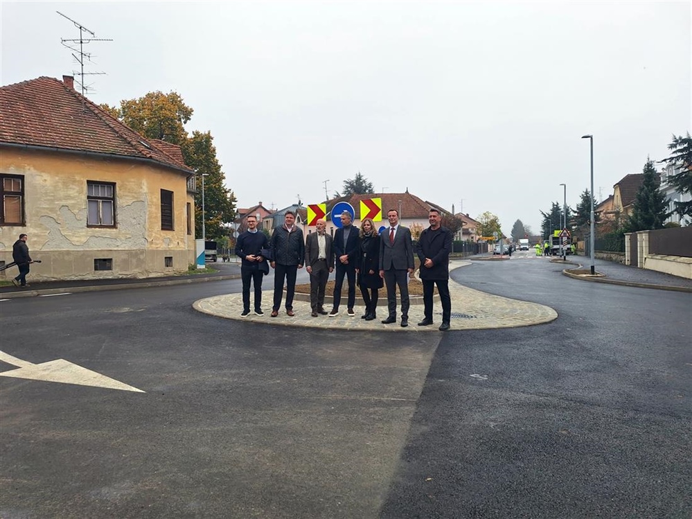 Otvoren novi kružni tok u Varaždinu - već je dobio nadimak "kikiriki rotor"!