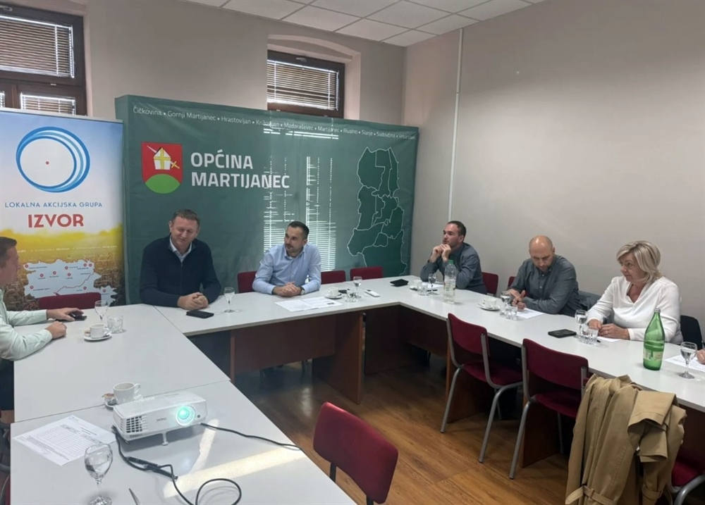 Sastali se predstavnici jedinica lokalne samouprave LAG-a „Izvor“, fokus na energetskoj tranziciji i mladima
